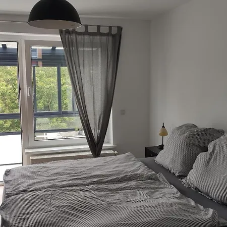 Meeresbrise 48 Qm Mit Balkon * Rostock