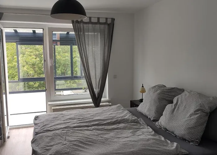 Meeresbrise 48 Qm Mit Balkon * Rostock